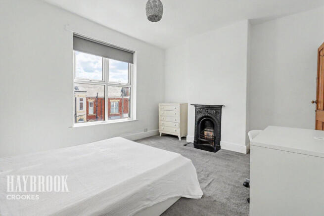 3 bed Terraced for sale Image 8
