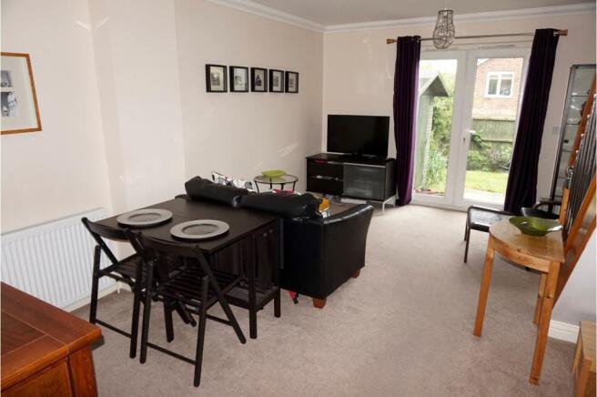 Lounge/Dining Room