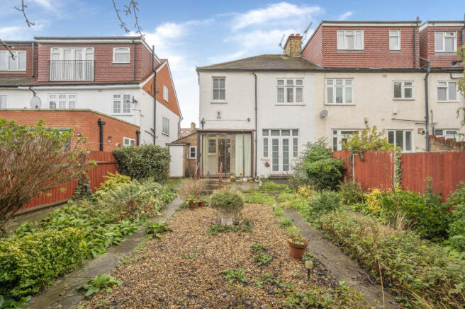 39 Daybrook Road15