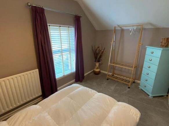 25 Heol Llanelli bed3-2.jpg