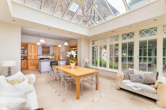 7 bed Not Specified for sale Image 11