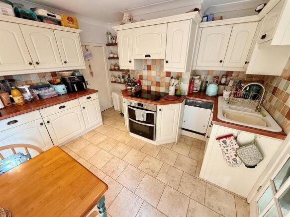 Kitchen/Dining Room
