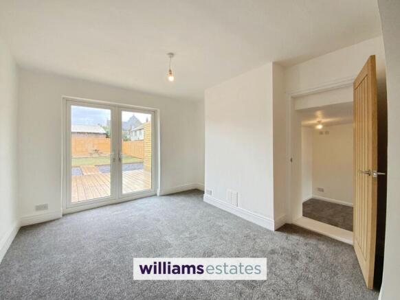Ellis Avenue, Rhyl, LL18 photo 4