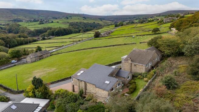 Heather Bank, Smithy Clough Lane, Ripponden, Sowerby Bridge, HX6 4LG photo 4