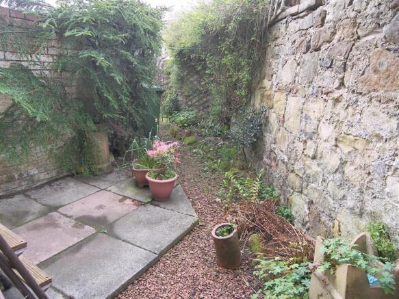 PATIO GARDEN