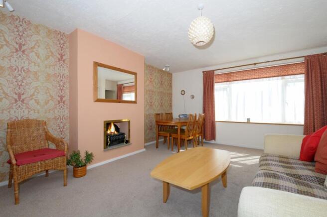 Sitting/Dining Room
