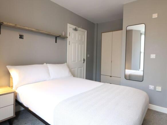 87 Middleton Room 1 1.JPG