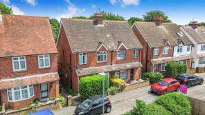 12, Howard Road, Wokingham RG40 2BX