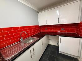 Flat 16, 53 55 Abigail House, Hazelgrove Road, Haywards Heath RH16 3UR