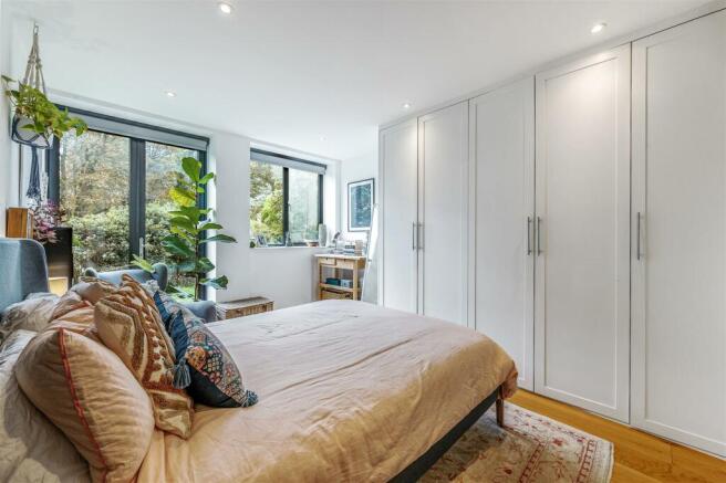 Stoneview Close-13.jpg