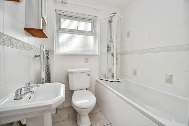 2 bed Terraced for sale Image 11