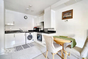 8, 46 Aqua House, Varcoe Gardens, Hayes UB3 2FH