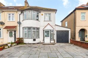 86, Norwood Avenue, Romford RM7 0QJ