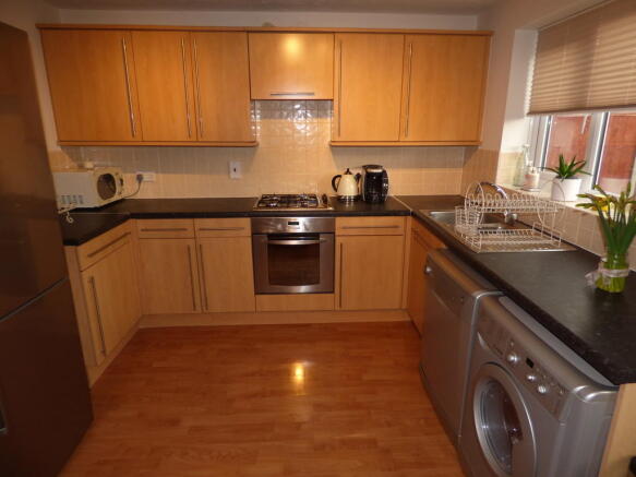 Fitted Dining Kit...