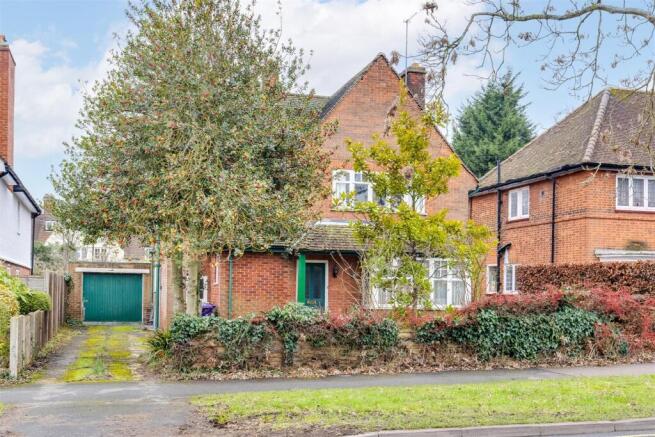 Pixmore Way 85 front.JPG