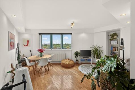 Jubilee Heights,
Shoot Up Hill, NW2