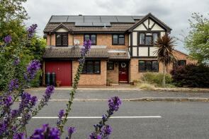 2, Rosewood Gardens, West Bridgford NG2 7HH