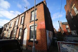 18, Kelsall Grove, Hyde Park, Leeds LS6 1QY