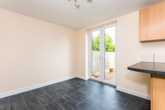 Refitted Kitchen Diner: