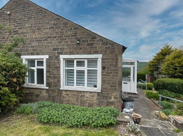 2 bed Semi-Detached Bungalow for sale Image 12