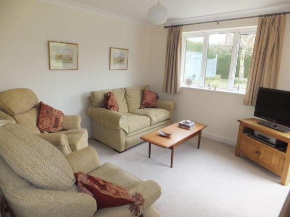 Sitting room/b...