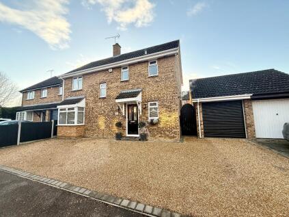 Snowford Close, Barton Hills, Luton, Bedfordshire, LU3 3XU