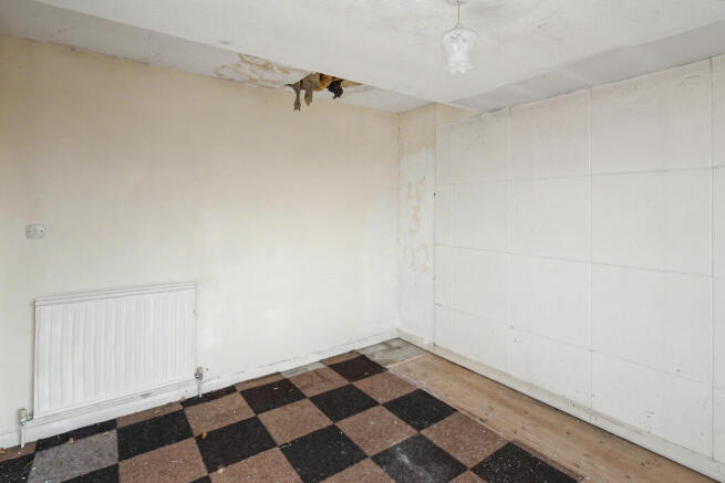 271 Lords Wood Lane, Chatham, Kent, ME5 8JU