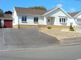68, Parklands Road, Ammanford SA18 3TD