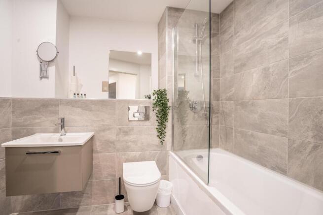 2 bed Apartment for sale Image 7
