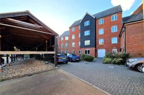 29, 10 Watermill Court, Springwell, Havant PO9 1ED