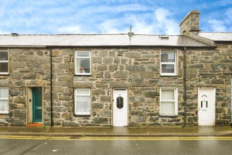 Glynllifon Street, Blaenau Ffestiniog, Gwynedd, LL41