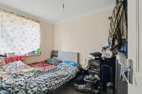 Ulverston, Purfleet