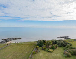 57 Bancrest, Sea View Rise, Great Yarmouth NR31 9SE