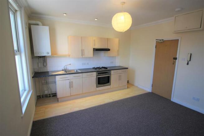 Kitchen/Lounge