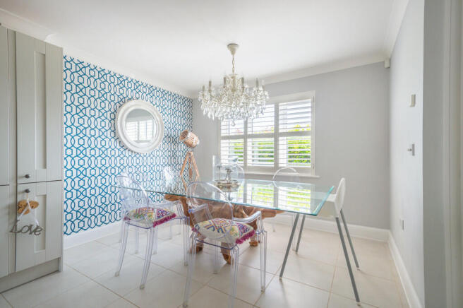6 Shepherd Close-...