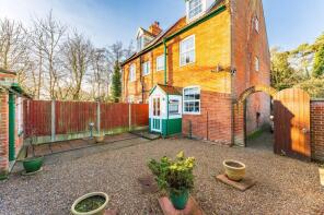 1, Church Corner, Church Street, Wrentham NR34 7LY