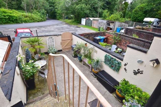 2 bed Terraced for sale Image 9