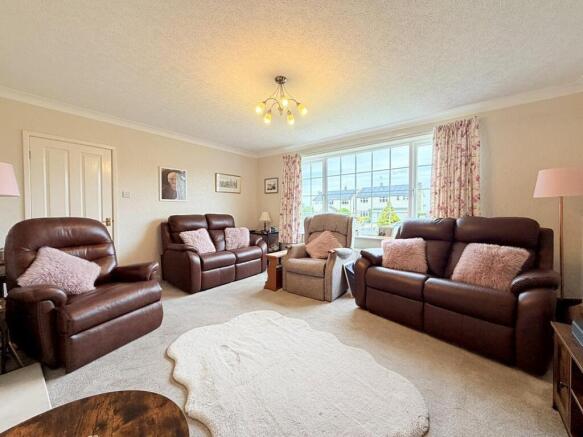 3 bed Detached Bungalow for sale Image 5