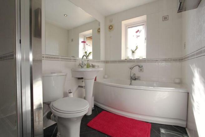 Master Bedroom En