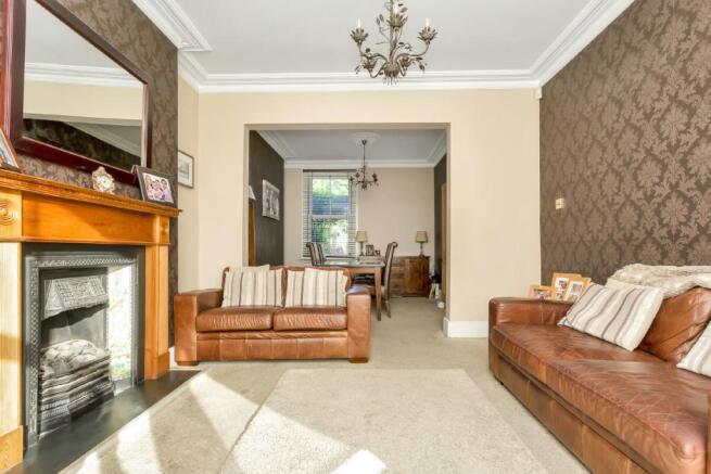 4th Photo of Lounge