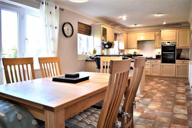 Dining Kitchen