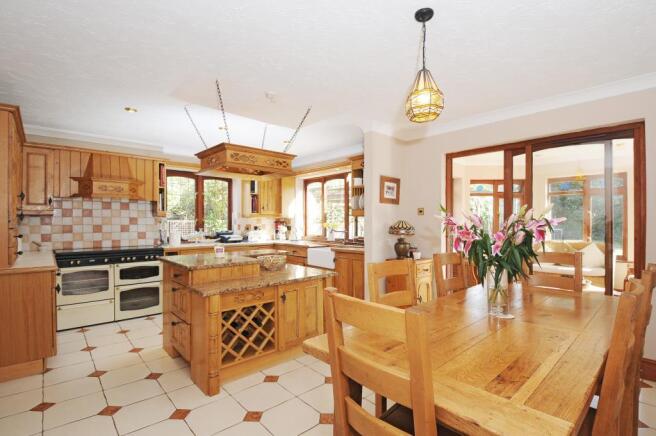 Kitchen/Breakfast Room
