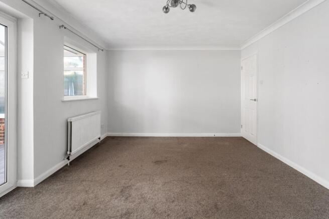 Living Room (view b)