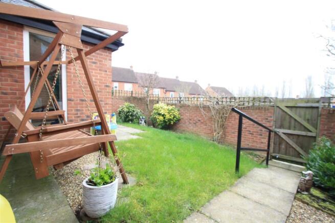 rear garden a.JPG
