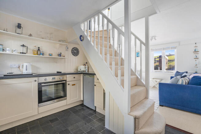 Kitchen/lounge
