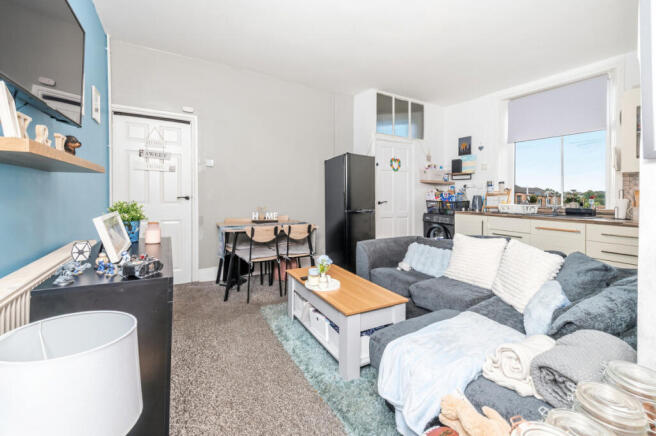 1 bed Terraced for sale Image 4