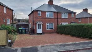 33, Greenfield Avenue, Cradley Heath B64 5AX