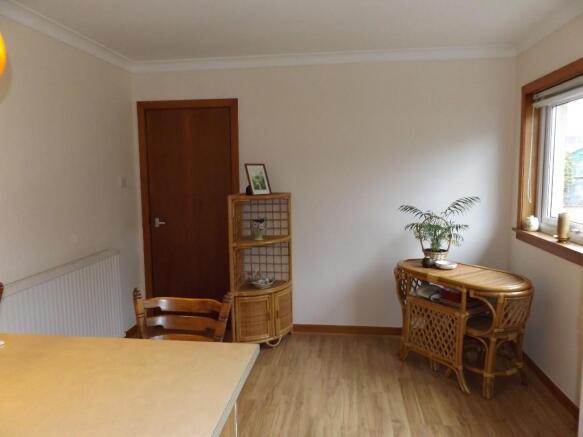 Dining/Kitchen