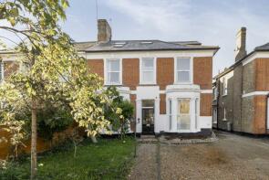 Flat 2, 3, Alexandra Grove, North Finchley, London N12 8NU