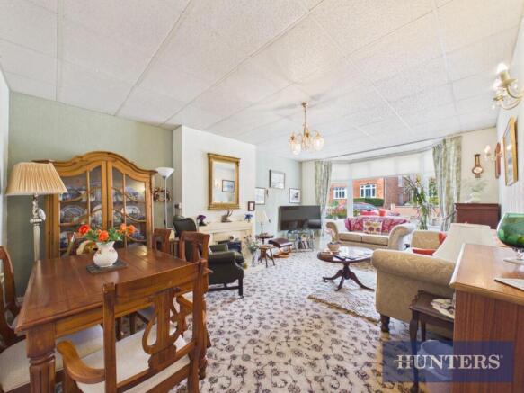 2 bed Apartment for sale Image 2